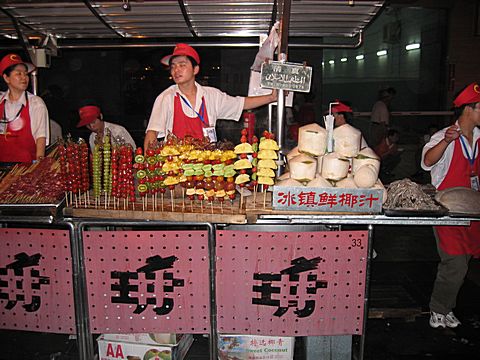 Peking - Donghuamen Nachtmarkt