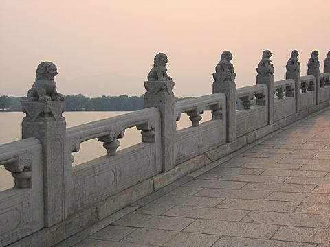 Peking - Sommerpalast - 17-Bogen-Brücke