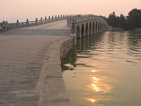 Peking - Sommerpalast - 17-Bogen-Brücke