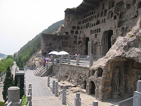 Luoyang - Longmen Caves