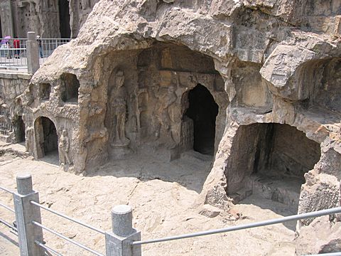 Luoyang - Longmen Caves