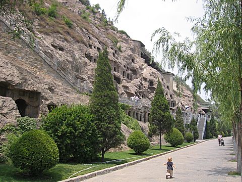 Luoyang - Longmen Caves