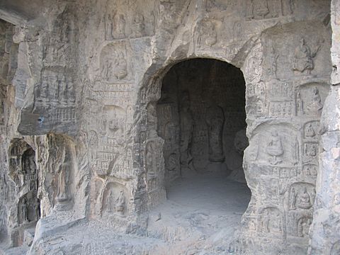 Luoyang - Longmen Caves