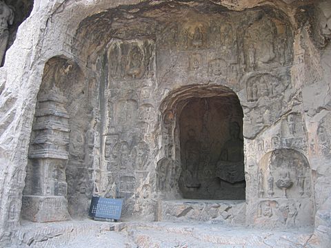 Luoyang - Longmen Caves