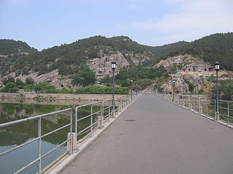 Luoyang - Longmen Caves