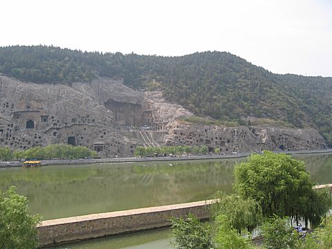 Luoyang - Longmen Caves