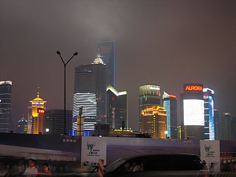 Shanghai - Pudong Skyline bei Nacht