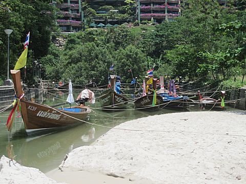 Kata Yai Beach