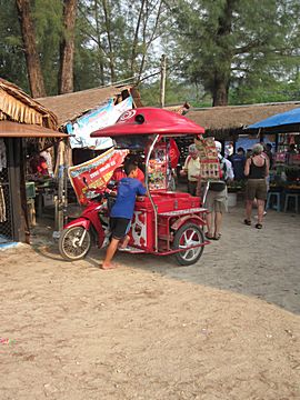 Bang Niang Market