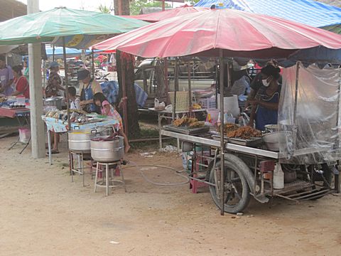 Bang Niang Market