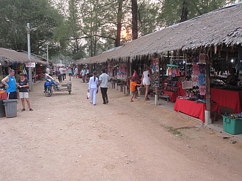 Bang Niang Market