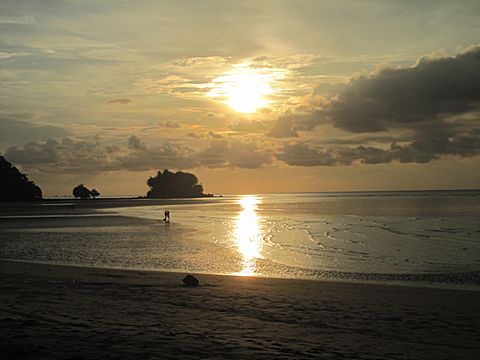 Nai Yang Beach